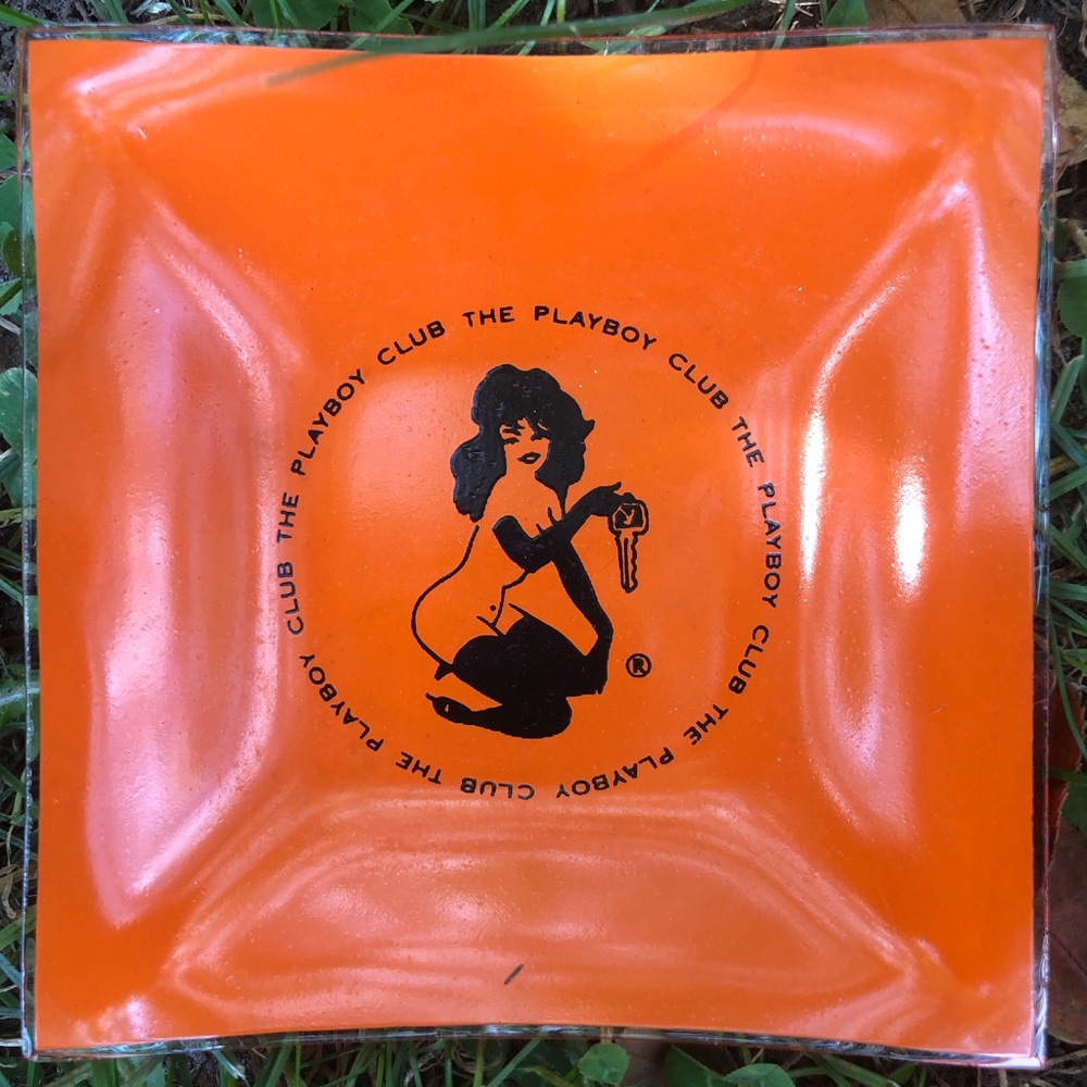 2 1960s PLAYBOY club ashtrays